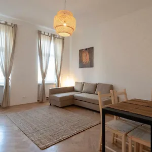 Apartman Living - Margareten, Bécs