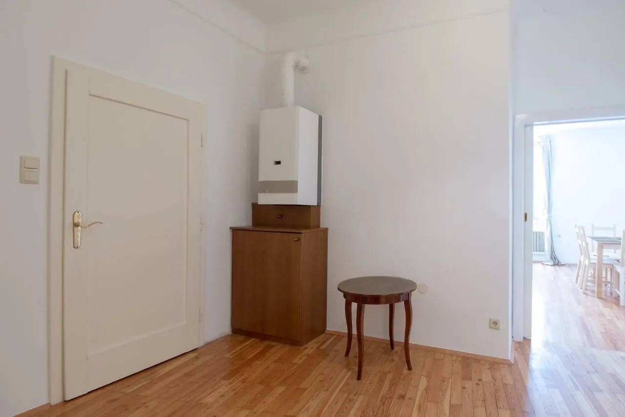 Apartment - Stadtpark Βιέννη 0*,